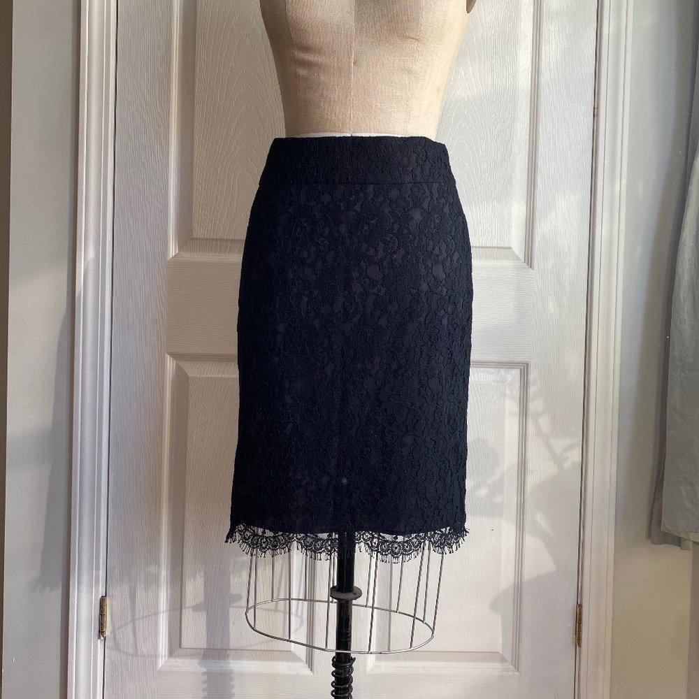 Black Lace Pencil Skirt Banana Republic Women's Sz 6 Gently Used Classic Holiday
